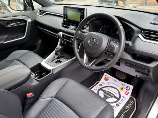 /photos/10325/2187d8d3-0947-45c2-9c03-a17564cf5317_i320x240.jpg