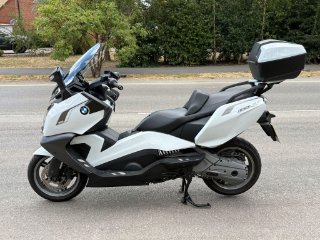 /photos/10325/8a53fbe5-0d66-453f-ae5e-9d6554cfe752_i320x240.jpg